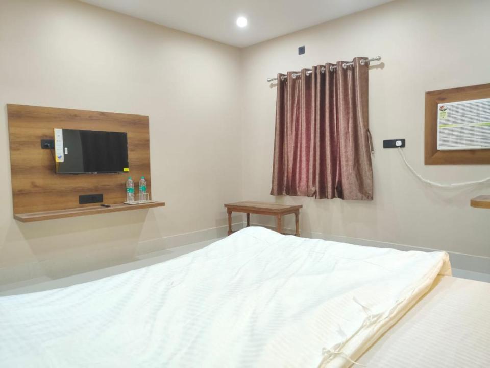 Hotel Vaishnavi Near Baba Dham Temple Deoghar Ngoại thất bức ảnh