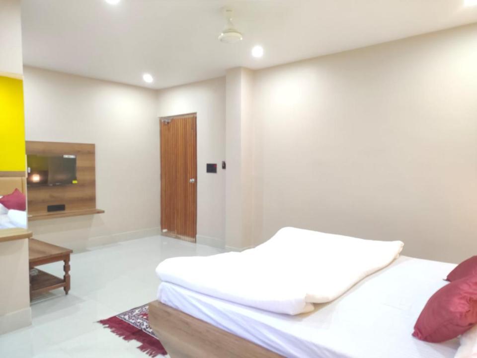 Hotel Vaishnavi Near Baba Dham Temple Deoghar Ngoại thất bức ảnh