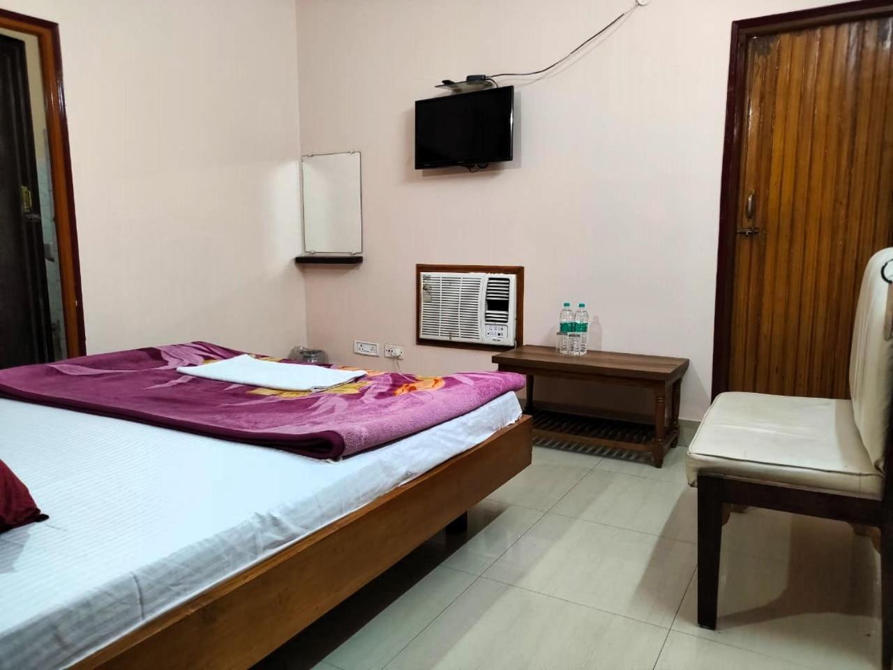 Hotel Vaishnavi Near Baba Dham Temple Deoghar Ngoại thất bức ảnh