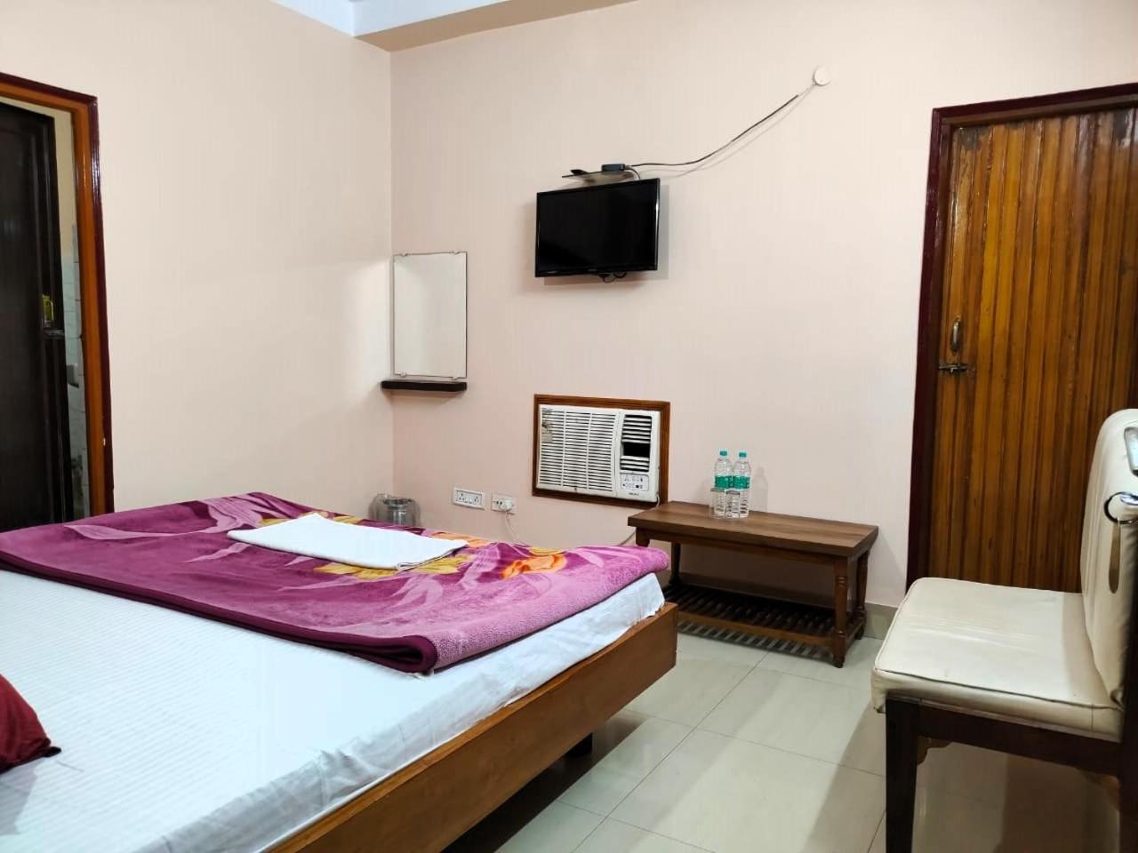 Hotel Vaishnavi Near Baba Dham Temple Deoghar Ngoại thất bức ảnh